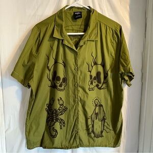 Empyre Women’s Shirt Sz Large Short Sleeve Green Grunge Punk Edgy Button‎ Down